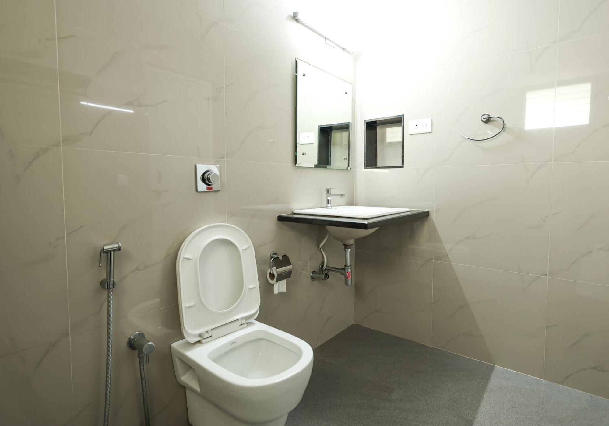 Seascape By Ewa Properties Malpe Ngoại thất bức ảnh